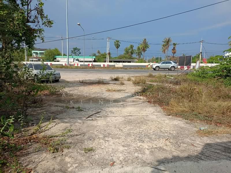 6-BR House, Prachuap Khiri Khan, Wang-Pong, Pran Buri, Prachuap Khiri Khan, 6 Bedrooms, 450 sqm, Single Detached House For Sale, by Achitaphop Klinpipat, 500238774 - DDproperty.com