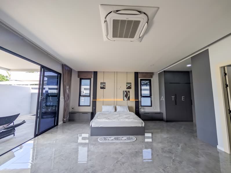 พูลวิลล่า ชากนอก พัทยาตะวันออก ขาย 2 หลัง พร้อมสระส่วนตัว ราคาพิเศษ, ชลบุรี, บางละมุง, บางละมุง, ชลบุรี, 730 ตร.ม., บ้านเดี่ยว ขาย, โดย PLC real estate, 500238783 - DDproperty.com