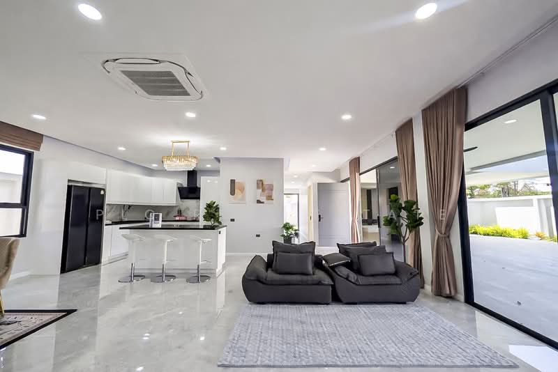 พูลวิลล่า ชากนอก พัทยาตะวันออก ขาย 2 หลัง พร้อมสระส่วนตัว ราคาพิเศษ, ชลบุรี, บางละมุง, บางละมุง, ชลบุรี, 730 ตร.ม., บ้านเดี่ยว ขาย, โดย PLC real estate, 500238783 - DDproperty.com