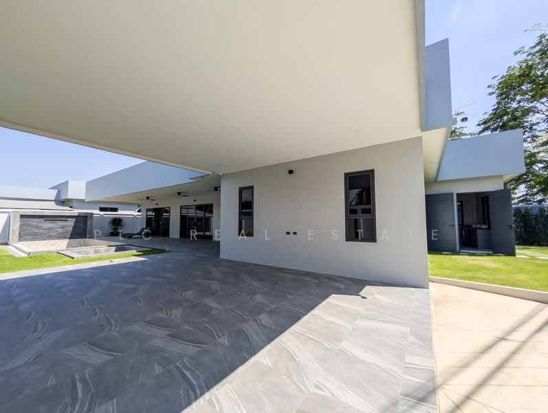 Pool Villa for Sale East Pattaya 2 Houses Chak Nok, Chon Buri (Pattaya), Bang Lamung, Bang Lamung (Pattaya), Chon Buri (Pattaya), 6 Bedrooms, 730 sqm, Single Detached House For Sale, by PLC real estate, 500238783 - DDproperty.com