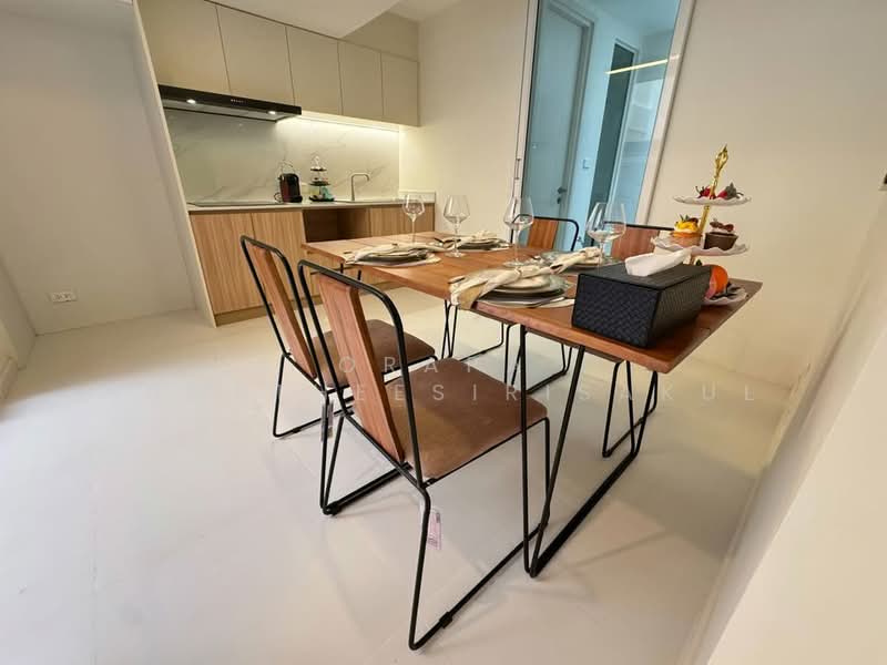 Khlong Tan Niwet Village, Bangkok, Khlong Tan Nuea, Watthana, Khlong Tan Nua, Watthana, Bangkok, 2 Bedrooms, 170 sqm, Single Detached House For Sale, by Orapa Sumetheesirisakul, 500238789 - DDproperty.com