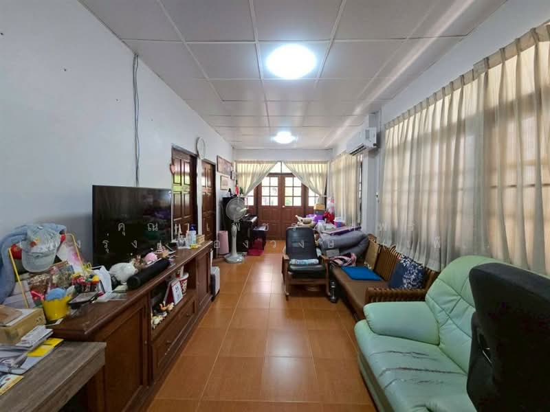 ทิมเรืองเวช ซอยพหลโยธิน48 แยก 22-3, Bangkok, ถนนพหลโยธิน, Anusaowari, Bang Khen, Bangkok, 3 Bedrooms, 150 sqm, Single Detached House For Sale, by คุณ เพ็ชรจุตพร เพ่งรุ่งเรืองวงษ์ (เพ็ชร), 500238792 - DDproperty.com
