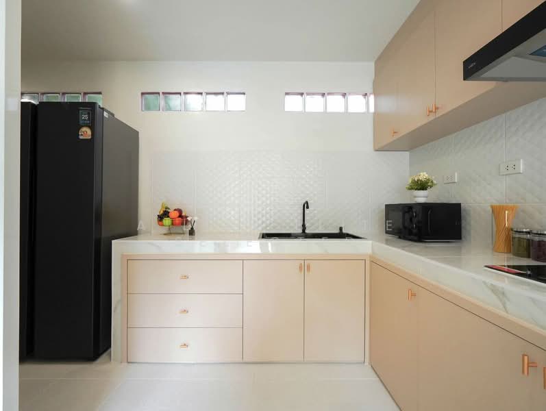 Baan Suan Lalana : บ้านสวนลลนา คอนโดมิเนียม, ชลบุรี, 444 ชัยพฤกษ์, หนองปรือ, บางละมุง, ชลบุรี, 252 ตร.ม., คอนโด ขาย, โดย A LIST ELITE SELECTED, 500238826 - DDproperty.com