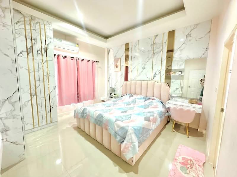 3-BR House, Chon Buri (Pattaya), Nong Pla Lai, Bang Lamung (Pattaya), Chon Buri (Pattaya), 3 Bedrooms, 160 sqm, Single Detached House For Sale, by Achitaphop Klinpipat, 500238828 - DDproperty.com