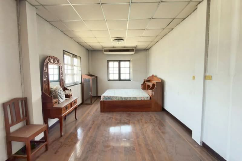 Moobaan pincharoen 2, Bangkok, สรณคมน์, Si Khan, Don Mueang, Bangkok, 4 Bedrooms, 170 sqm, Single Detached House For Sale, by สง่าชัย ไทรทองคำ, 500238829 - DDproperty.com