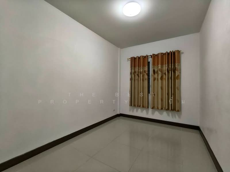 หมู่บ้านประภัสสร พรีซีโอ พลัสวัน (Prapassorn Preseo Plus One) พานทอง ชลบุรี, Chon Buri (Pattaya), Nong Tamlung, Phan Thong, Chon Buri (Pattaya), 3 Bedrooms, 85 sqm, Townhouse For Sale, by The Best Property   ปิ๋ม, 500238874 - DDproperty.com