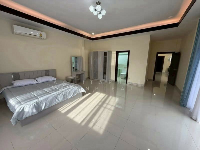 Baan Dusit Pattaya Hill : บ้านดุสิต พัทยา ฮิลล์, ชลบุรี, นาจอมเทียน, สัตหีบ, ชลบุรี, 350 ตร.ม., วิลล่า ขาย, โดย Achitaphop Klinpipat, 500238875 - DDproperty.com