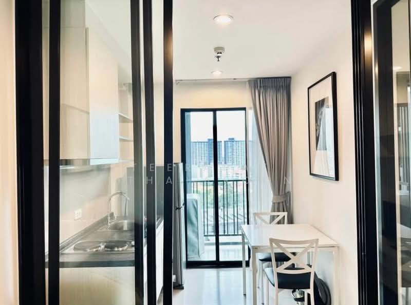 The Base Park West Sukhumvit 77, Bangkok, 11 Soi Sukhumvit 77 Sukhumvit Road, Phra Kanong Nua, Watthana, Bangkok, 1 Bedroom, 31 sqm, Condo For Sale, by Teerapat Utha-aroon, 500238881 - DDproperty.com