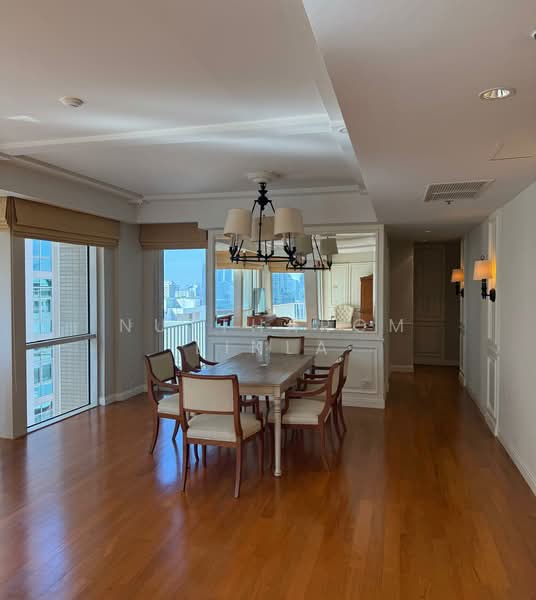 Langsuan Ville, Bangkok, 50 Soi Langsuan, Lumphini, Pathum Wan, Bangkok, 2 Bedrooms, 161 sqm, Condo For Sale, by Nuttharom Linla, 500238887 - DDproperty.com