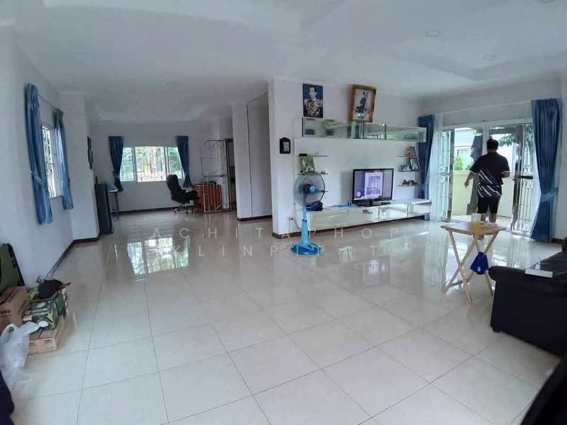 undefined, Chon Buri (Pattaya), Ta Khian Tia, Bang Lamung (Pattaya), Chon Buri (Pattaya), 3 Bedrooms, 236 sqm, Single Detached House For Sale, by Achitaphop Klinpipat, 500238906 - DDproperty.com
