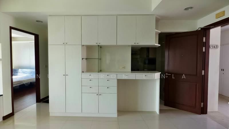 Baan Rajprasong, Bangkok, 3 Rajdamri Road, Lumphini, Pathum Wan, Bangkok, 1 Bedroom, 60 sqm, Condo For Sale, by Nuttharom Linla, 500238910 - DDproperty.com