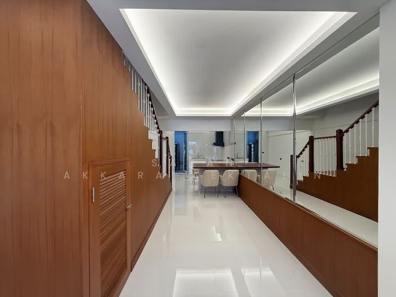 2-Storey House (Near Central Rama 9), Bangkok, Din Daeng, Din Daeng, Bangkok, 2 Bedrooms, 152 sqm, Townhouse For Rent, by Sakan Akkara-aektalin, 500238915 - DDproperty.com