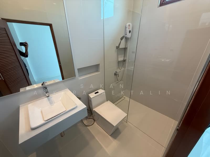 2-Storey House (Near Central Rama 9), Bangkok, Din Daeng, Din Daeng, Bangkok, 2 Bedrooms, 152 sqm, Townhouse For Rent, by Sakan Akkara-aektalin, 500238915 - DDproperty.com