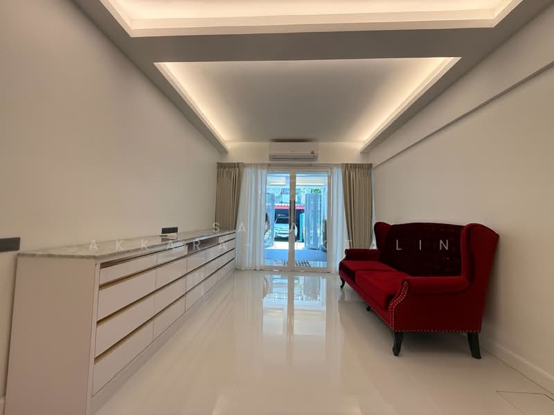 2-Storey House (Near Central Rama 9), Bangkok, Din Daeng, Din Daeng, Bangkok, 2 Bedrooms, 152 sqm, Townhouse For Rent, by Sakan Akkara-aektalin, 500238915 - DDproperty.com