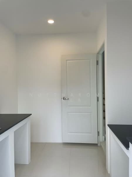 undefined, Bangkok, Din Daeng, Din Daeng, Bangkok, 4 Bedrooms, 190 sqm, Single Detached House For Sale, by Nuttharom Linla, 500238930 - DDproperty.com