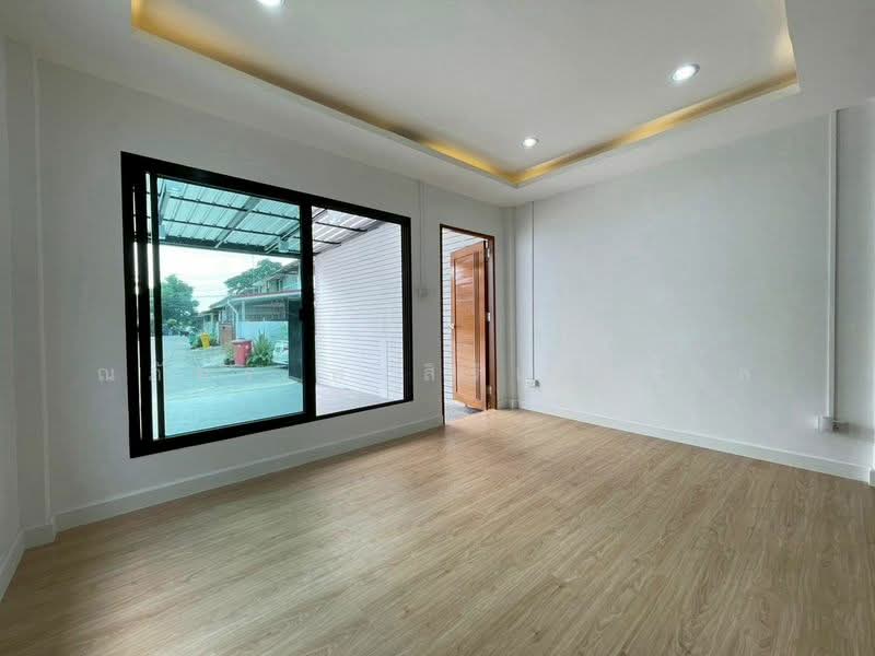 ขาย บ้านแฝด หน้าบ้านทิศใต้ 2ห้องนอน 2ห้องน้ำ มีเคาน์เตอร์ครัว ถ.บางบอน5 เพชรเกษม กรุงเทพ (TH8-05326), Bangkok, ถนนบางบอน 5, Nong Kang Plu, Nong Khaem, Bangkok, 2 Bedrooms, 100 sqm, Semi-Detached House (Twin House) For Sale, by ณภัทร พรสิริเมธากุล, 500238944 - DDproperty.com