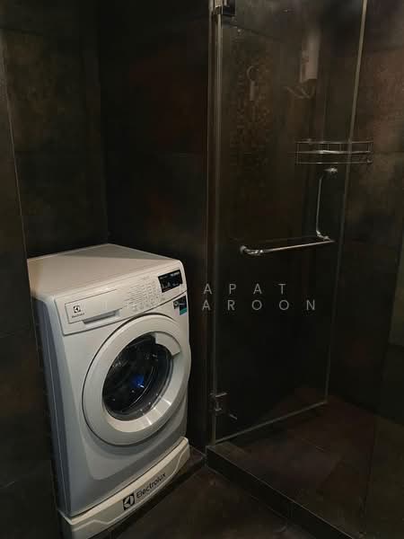 Voque Sukhumvit 16, Bangkok, Soi Sukhumvit 16, Khlong Toei, Khlong Toei, Bangkok, 1 Bedroom, 50 sqm, Condo For Sale, by Teerapat Utha-aroon, 500238947 - DDproperty.com