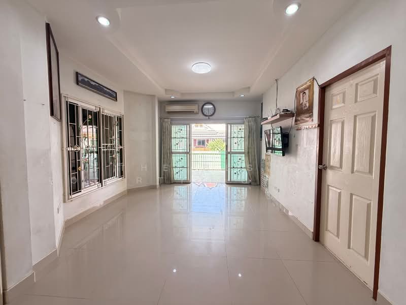 บ้านดุสิตธานี3, Chon Buri (Pattaya), Bang Lamung, Bang Lamung (Pattaya), Chon Buri (Pattaya), 2 Bedrooms, 100 sqm, Single Detached House For Sale, by The Best Property Agent ตั๊กกี้, 500238949 - DDproperty.com