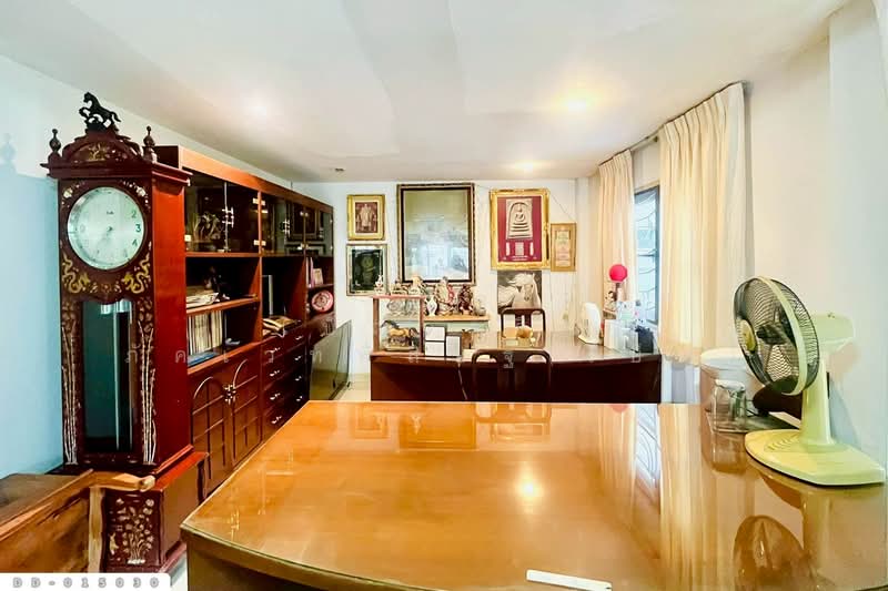 Chuan Chuen Bangna, Samut Prakan, Soi Kiatphiphat Thani, Bangna-Trad Road, km. 29.5, Bang Bo, Bang Bo, Samut Prakan, 3 Bedrooms, 185 sqm, Single Detached House For Sale, by Benchawarin Pakkawetppisit, 500238960 - DDproperty.com