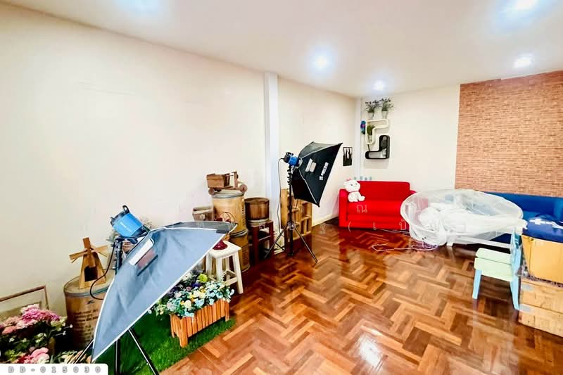 Chuan Chuen Bangna, Samut Prakan, Soi Kiatphiphat Thani, Bangna-Trad Road, km. 29.5, Bang Bo, Bang Bo, Samut Prakan, 3 Bedrooms, 185 sqm, Single Detached House For Sale, by Benchawarin Pakkawetppisit, 500238960 - DDproperty.com