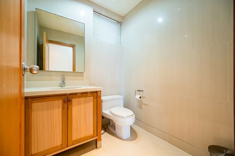 The Emporio Place, Bangkok, 93 Soi Sukhumvit 24, Sukhumvit Road, Khong Tan, Khlong Toei, Bangkok, 2 Bedrooms, 101 sqm, Condo For Sale, by Nopatorn Prem-udom, 500239011 - DDproperty.com