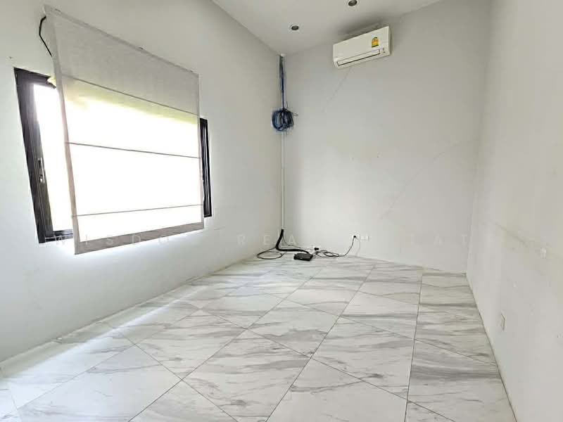 Building for Sale in Bearing Area, Bangkok, Bang Na, Bang Na, Bangkok, , 250 sqm, Shophouse For Sale, by Wisdom Real Estate, 500239015 - DDproperty.com