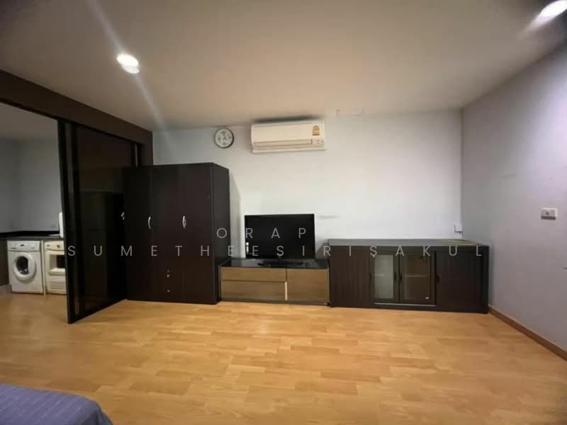 St Louis Grand Terrace, Bangkok, Soi Sathon 11 S Sathon Rd, Yan Nawa, Sathon, Bangkok, 1 Bedroom, 47 sqm, Condo For Sale, by Orapa Sumetheesirisakul, 500239020 - DDproperty.com