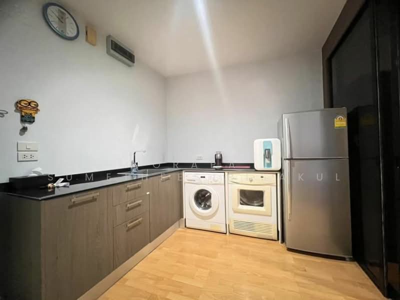 St Louis Grand Terrace, Bangkok, Soi Sathon 11 S Sathon Rd, Yan Nawa, Sathon, Bangkok, 1 Bedroom, 47 sqm, Condo For Sale, by Orapa Sumetheesirisakul, 500239020 - DDproperty.com