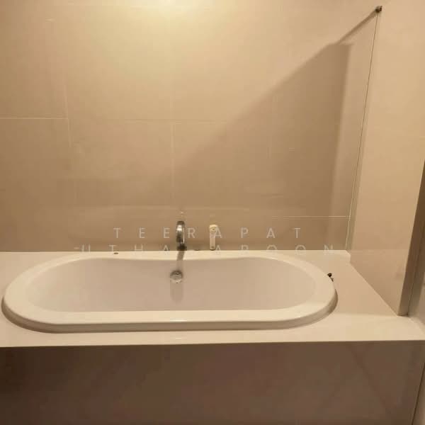 The Madison, Bangkok, Sukhumvit 41, Khlong Tan Nua, Watthana, Bangkok, 2 Bedrooms, 114 sqm, Condo For Rent, by Teerapat Utha-aroon, 500239023 - DDproperty.com