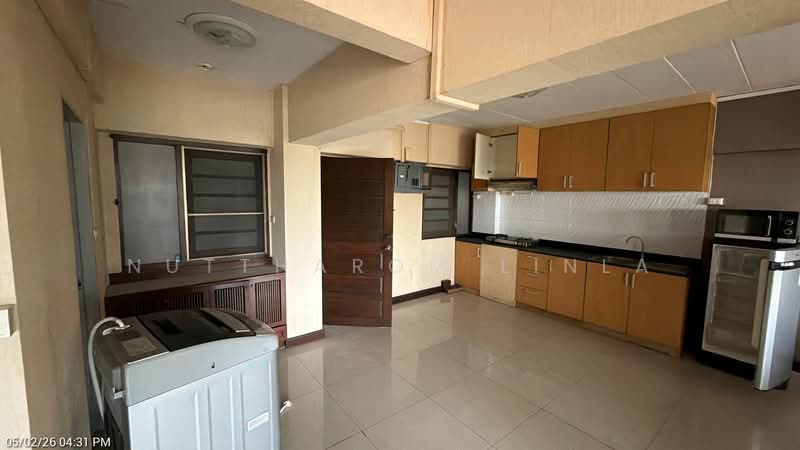 Yada Residential, Bangkok, 16 Phrom Sak Alley, Khlong Tan Nua, Watthana, Bangkok, 2 Bedrooms, 121 sqm, Condo For Sale, by Nuttharom Linla, 500239027 - DDproperty.com
