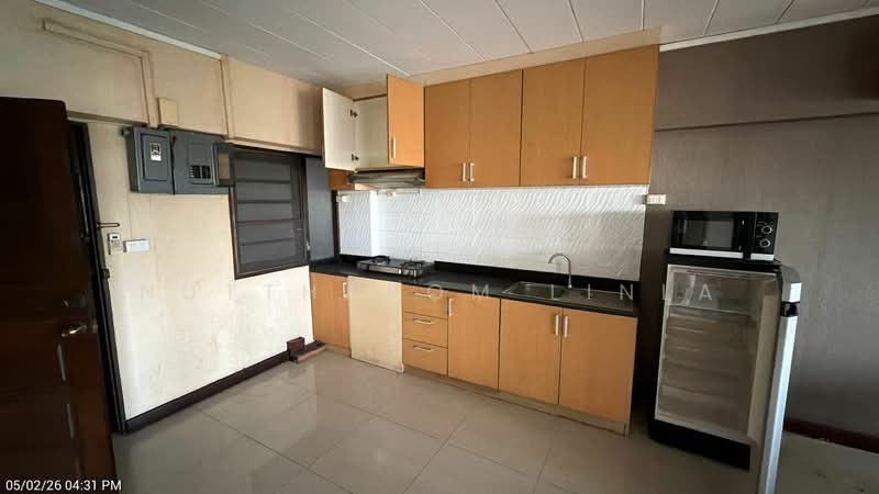 Yada Residential, Bangkok, 16 Phrom Sak Alley, Khlong Tan Nua, Watthana, Bangkok, 2 Bedrooms, 121 sqm, Condo For Sale, by Nuttharom Linla, 500239027 - DDproperty.com