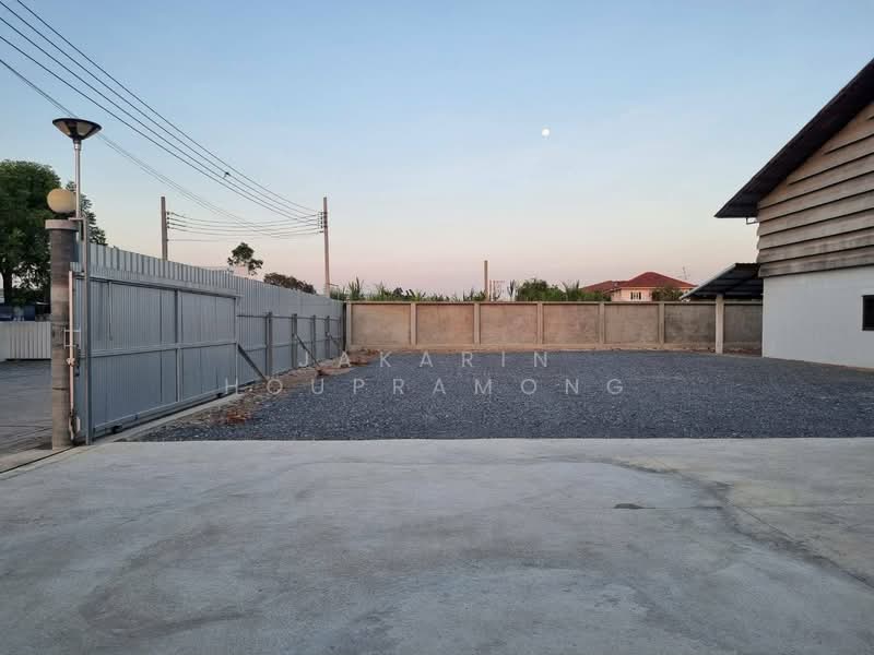 ให้เช่าโกดัง พระราม 2 ท่าข้าม อนามัยงามเจริญ กรุงเทพ พื้นที่ 1 ไร่, Bangkok, Tha Kham, Bang Khun Thian, Bangkok, , 400 sqm, Warehouse/Factory For Rent, by Jakarin Houpramong, 500239043 - DDproperty.com