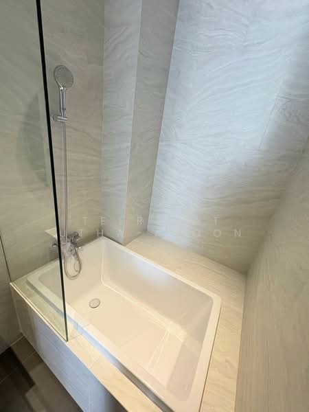 The FINE Bangkok Thonglor-Ekamai, Bangkok, Soi Ekamai, Khlong Tan Nua, Watthana, Bangkok, 1 Bedroom, 35 sqm, Condo For Rent, by Teerapat Utha-aroon, 500239058 - DDproperty.com