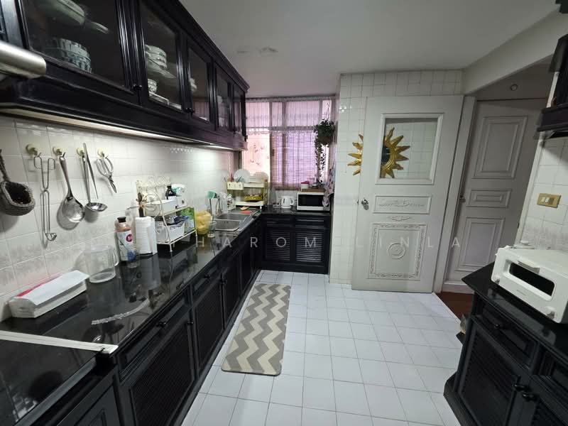 Tai Ping Towers, Bangkok, 582 Soi Sukhumvit 63, Khlong Tan Nua, Watthana, Bangkok, 4 Bedrooms, 231 sqm, Condo For Sale, by Nuttharom Linla, 500239064 - DDproperty.com