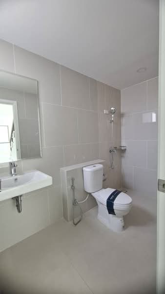 Chewarom New Ratchaphruek, Pathum Thani, New Ratchaphruek Road, Bang Luang, Muang Pathum Thani, Pathum Thani, 4 Bedrooms, 206 sqm, Single Detached House For Sale, by โบ, 500239074 - DDproperty.com