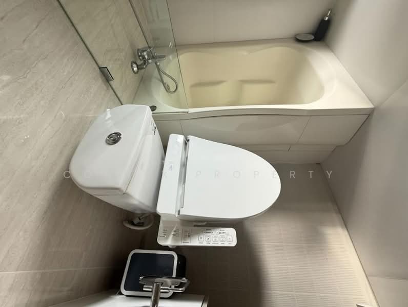 Runesu Thonglor 5, Bangkok, 82 Padi Madi Alley, Khlong Tan Nua, Watthana, Bangkok, 1 Bedroom, 37 sqm, Condo For Rent, by Connex Property, 500239075 - DDproperty.com