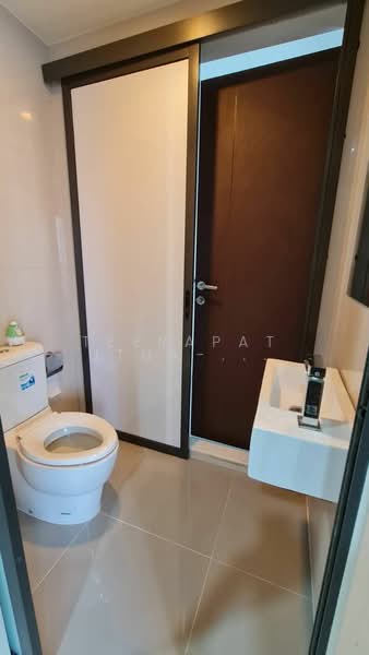 Rhythm Asoke, Bangkok, 299 Asoke - Dindaeng Road, Makkasan, Ratchathewi, Bangkok, 2 Bedrooms, 42 sqm, Condo For Rent, by Teerapat Utha-aroon, 500239112 - DDproperty.com