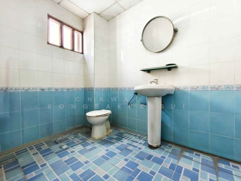 For Sale: 4-story commercial building, 1 unit, Rangsit-Pathum Thani Soi 8., Pathum Thani, ซอยรังสิต-ปทุมธานี, Prachathipat, Thanyaburi, Pathum Thani, , 320 sqm, Shophouse For Sale, by CHAWALIT KONGSAKPAIBUL, 500239114 - DDproperty.com