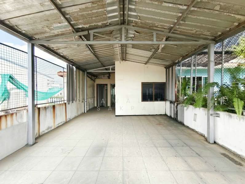 For Sale: 4-story commercial building, 1 unit, Rangsit-Pathum Thani Soi 8., Pathum Thani, ซอยรังสิต-ปทุมธานี, Prachathipat, Thanyaburi, Pathum Thani, , 320 sqm, Shophouse For Sale, by CHAWALIT KONGSAKPAIBUL, 500239114 - DDproperty.com