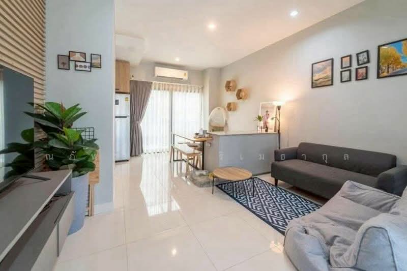 ขาย ทาวน์โฮม 3ชั้น พร้อมอยู่-บิ้วอิน และเครื่องใช้ไฟฟ้าครบ กรุงเทพกรีฑา(TT8-01326), Bangkok, Saphan Sung, Saphan Sung, Bangkok, 3 Bedrooms, 152 sqm, Townhouse For Sale, by ณภัทร พรสิริเมธากุล, 500239117 - DDproperty.com