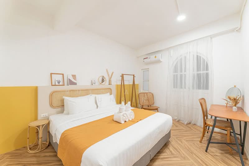 Craft Studio & Evergreen Apartment – คอนโดให้เช่า / Condo for Rent 40,000 บาท/ใกล้นิมมานฯ No.1C826, Chiang Mai, Su Thep, Muang Chiang Mai, Chiang Mai, 3 Bedrooms, 120 sqm, Townhouse For Rent, by Rutchaporn Tunsiri, 500239122 - DDproperty.com