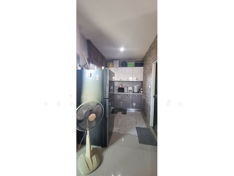 หมู่บ้านราชพฤกษ์ สุวรรณภูมิ-ลาดกระบัง (Ratchapruek Suvarnabhumi-LadKrabang), Bangkok, Lam Pla Tiew, Lat Krabang, Bangkok, 3 Bedrooms, 120 sqm, Townhouse For Sale, by The Best Property  ตั๊ก, 500239129 - DDproperty.com