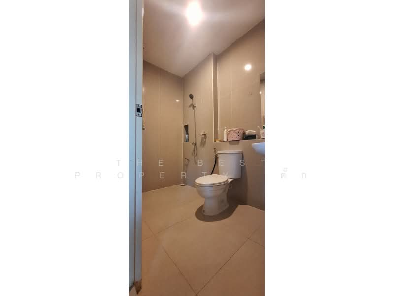 หมู่บ้านราชพฤกษ์ สุวรรณภูมิ-ลาดกระบัง (Ratchapruek Suvarnabhumi-LadKrabang), Bangkok, Lam Pla Tiew, Lat Krabang, Bangkok, 3 Bedrooms, 120 sqm, Townhouse For Sale, by The Best Property  ตั๊ก, 500239129 - DDproperty.com