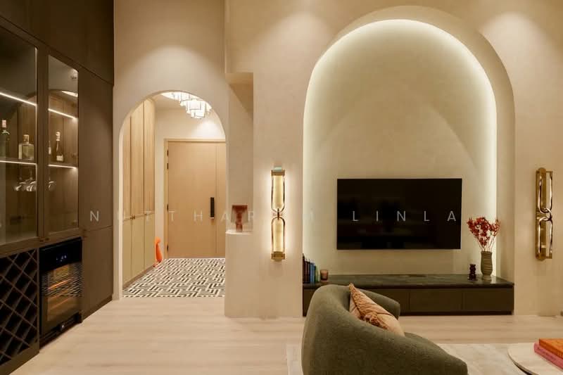 3-BR Townhouse, Bangkok, Huai Khwang, Huai Khwang, Bangkok, 3 Bedrooms, 380 sqm, Townhouse For Sale, by Nuttharom Linla, 500239154 - DDproperty.com