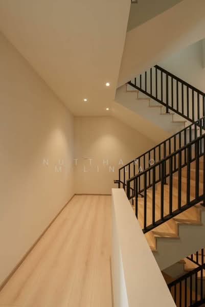 3-BR Townhouse, Bangkok, Huai Khwang, Huai Khwang, Bangkok, 3 Bedrooms, 380 sqm, Townhouse For Sale, by Nuttharom Linla, 500239154 - DDproperty.com