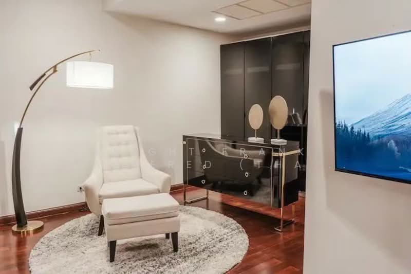 Baan Rajprasong, Bangkok, 3 Rajdamri Road, Lumphini, Pathum Wan, Bangkok, 4 Bedrooms, 381 sqm, Condo For Sale, by Knight Frank Chartered (Thailand) Co.,Ltd, 500239177 - DDproperty.com