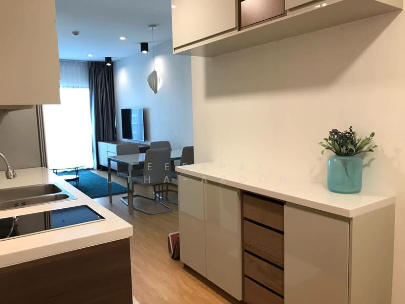 Noble Refine, Bangkok, Soi Sukhumvit 26, Sukhumvit Road, Khong Tan, Khlong Toei, Bangkok, 2 Bedrooms, 70 sqm, Condo For Rent, by Teerapat Utha-aroon, 500239180 - DDproperty.com