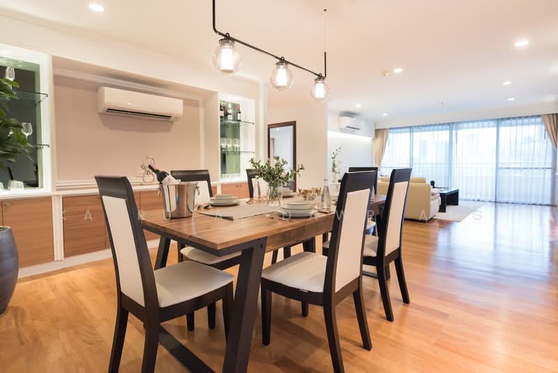 Mayfair Garden Apartment : เมย์แฟร์ การ์เดน อพาร์ทเมนท์, กรุงเทพ, 59 ซอย สุขุมวิท 16, คลองเตย, คลองเตย, กรุงเทพ, 220 ตร.ม., อพาร์ทเมนท์ ให้เช่า, โดย Kanrutai Dawruang, 500239196 - DDproperty.com