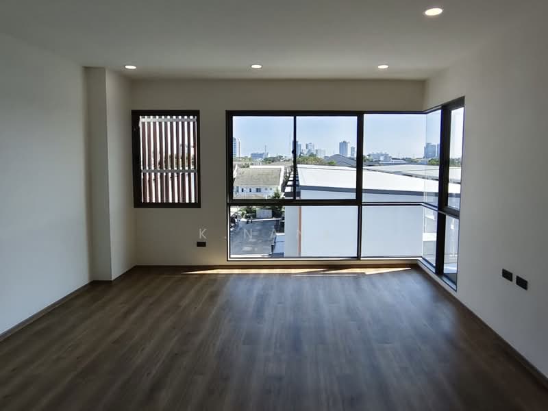 Shizen Phatthanakan 32, Bangkok, Soi Phatthanakan 32, Suan Luang, Suan Luang, Bangkok, 3 Bedrooms, 325 sqm, Single Detached House For Sale, by K.Nana, 500239200 - DDproperty.com