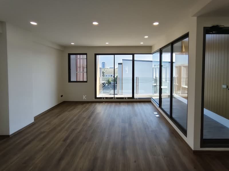 Shizen Phatthanakan 32, Bangkok, Soi Phatthanakan 32, Suan Luang, Suan Luang, Bangkok, 3 Bedrooms, 325 sqm, Single Detached House For Sale, by K.Nana, 500239200 - DDproperty.com